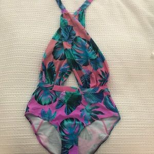 6 shore road by pooja cabana bathing suit